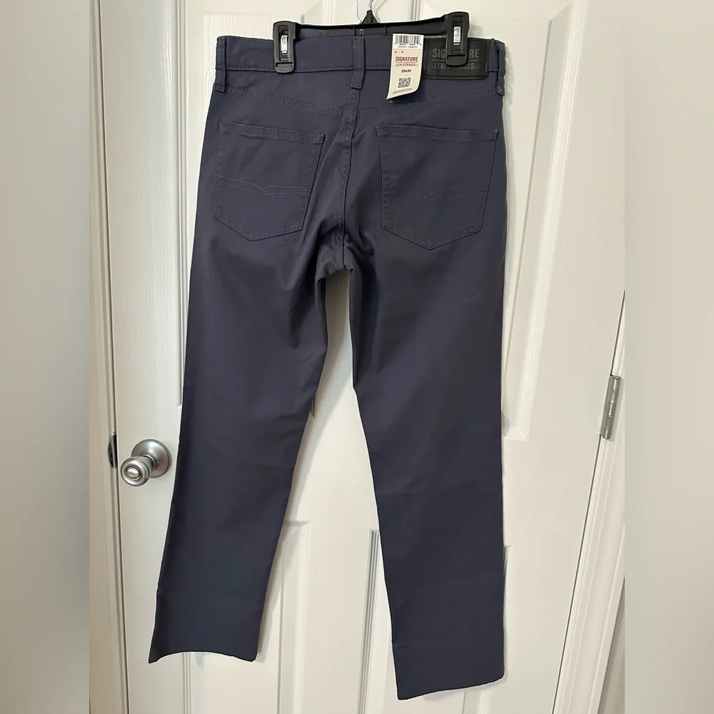 Signature by Levi Strauss classic appeal
